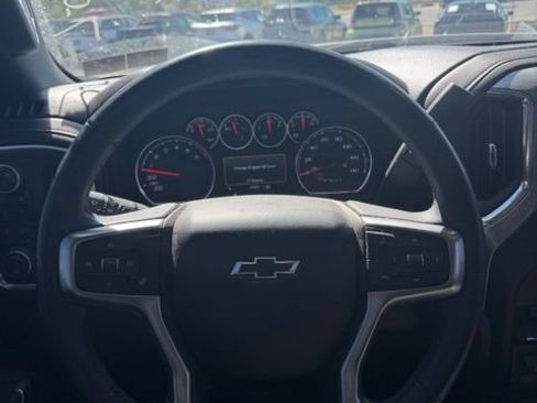 Used 2020 Chevrolet Silverado 1500 LT Trail Boss AWD/4WD image 12