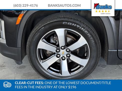 Certified 2023 Chevrolet Traverse LT w/ LT Premium Package AWD/4WD image 4