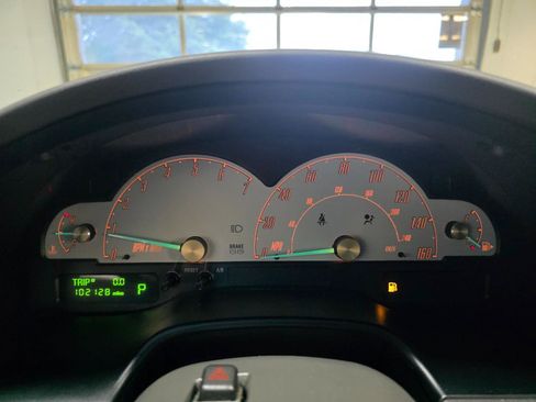 Used 2002 Ford Thunderbird RWD image 31