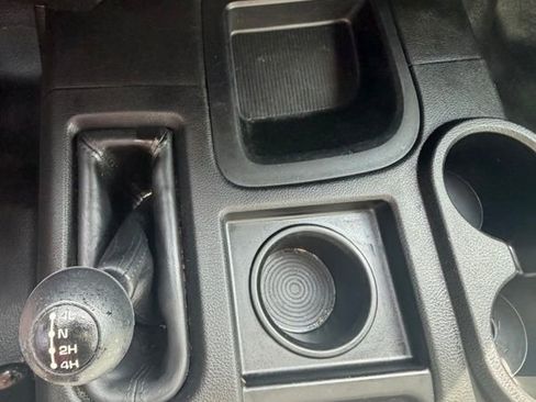 Used 2018 RAM 2500 Tradesman w/ Chrome Appearance Group image 14