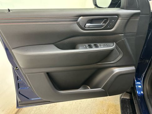 New 2025 Nissan Armada PRO-4X image 18