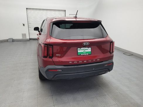 Used 2021 Kia Sorento LX AWD/4WD image 6