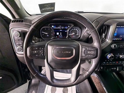 Used 2022 GMC Sierra 2500 Denali image 11