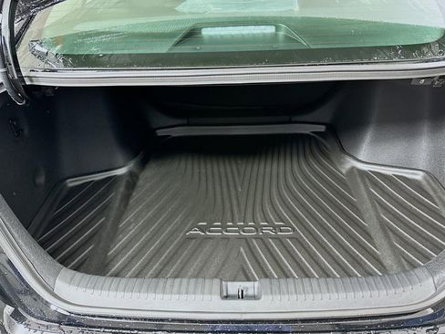 Certified 2025 Honda Accord LX image 16