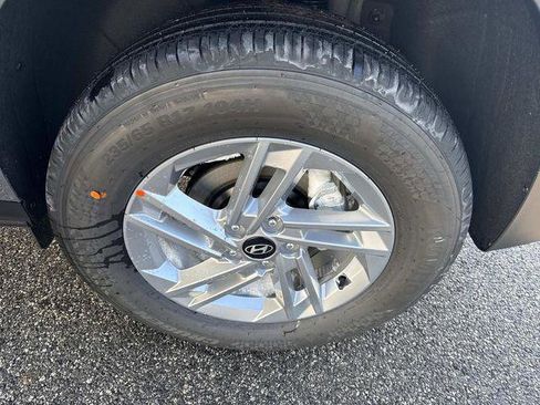 New 2026 Hyundai Tucson SE image 5