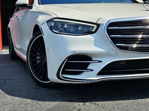 Used 2022 Mercedes-Benz S 500 S 500 w/ AMG Line Package image 13