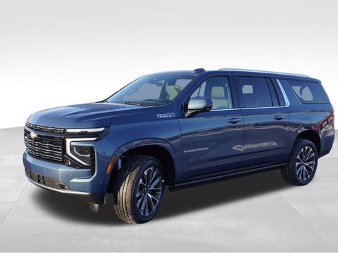 New 2026 Chevrolet Suburban High Country image 7