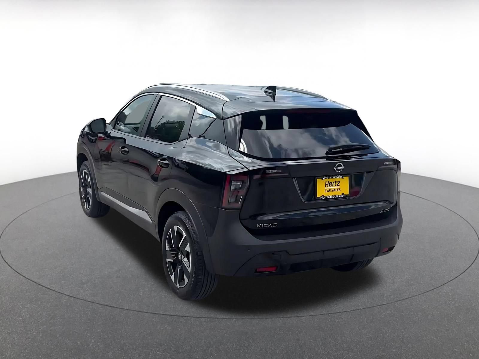 Used 2026 Nissan Kicks SV w/ Cold Weather Package AWD/4WD image 10