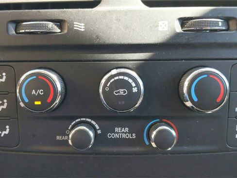 Used 2011 Dodge Grand Caravan Mainstreet w/ PWR Convenience Group image 25