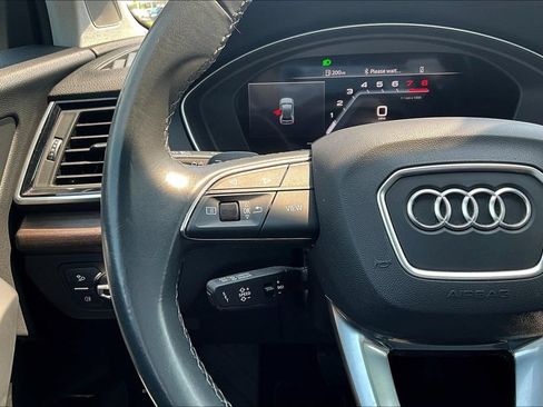 Used 2024 Audi Q5 2.0T Premium Plus AWD/4WD image 11