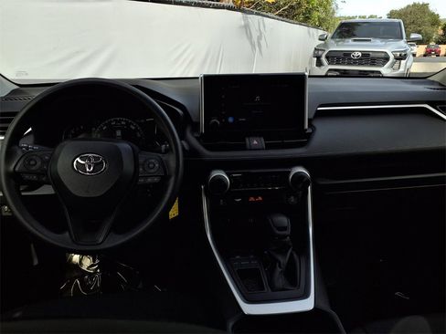 Certified 2025 Toyota RAV4 LE image 20