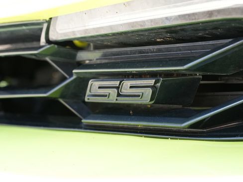 Used 2021 Chevrolet Camaro SS RWD image 19