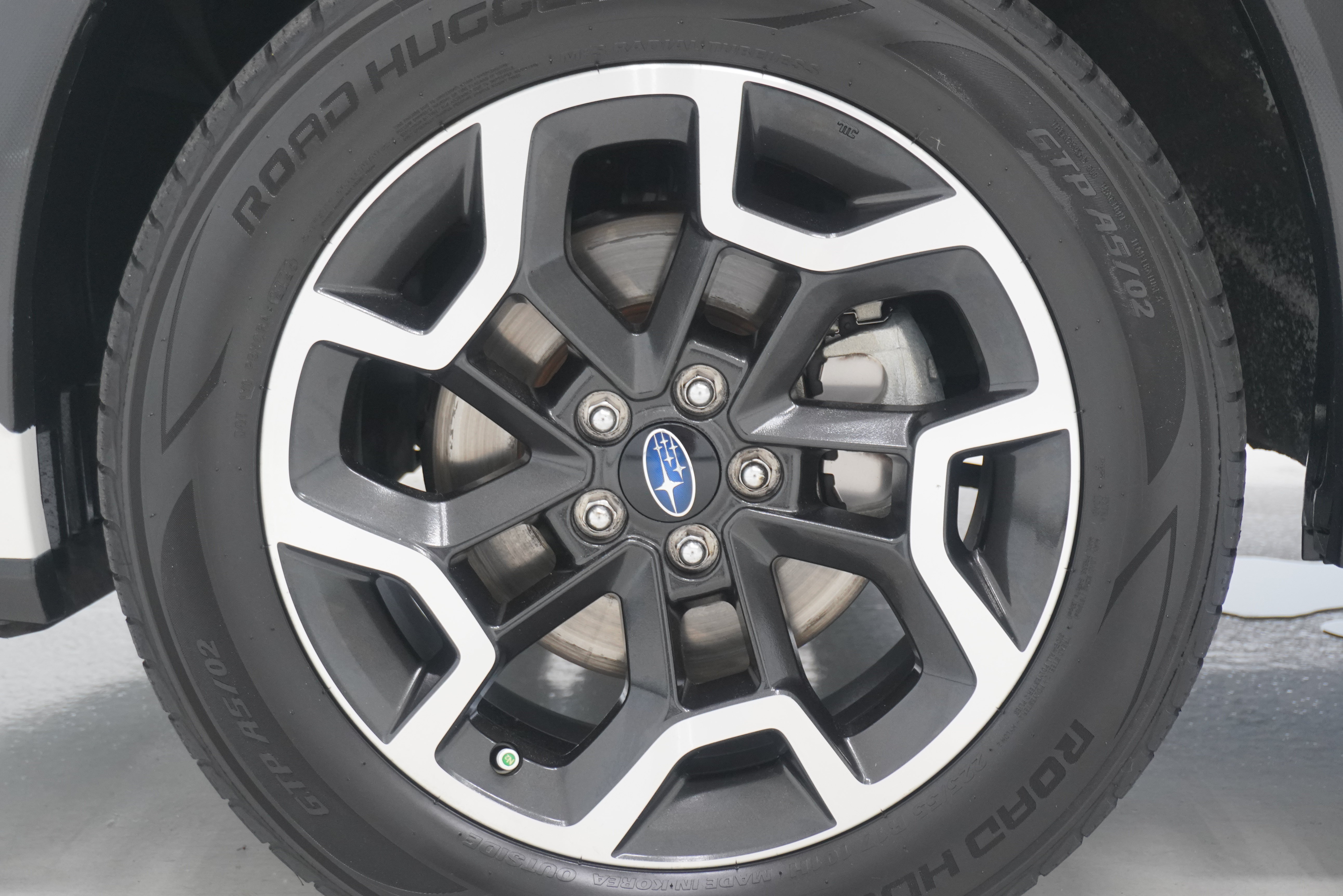 Used 2016 Subaru Crosstrek 2.0i Premium AWD/4WD image 24