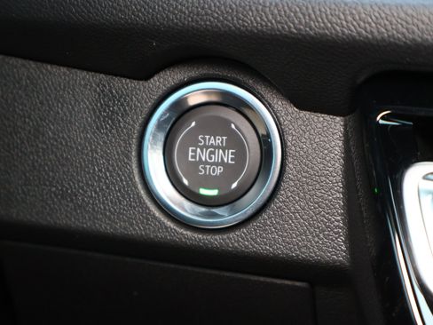 New 2026 Chevrolet Traverse LT w/ Midnight/Sport Edition FWD image 16