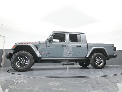 Used 2026 Jeep Gladiator Mojave AWD/4WD image 63