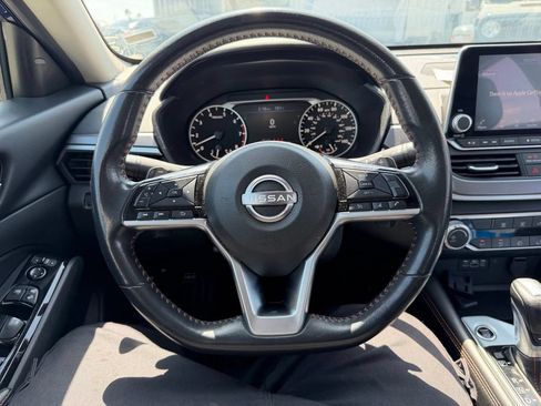 Used 2024 Nissan Altima 2.5 SR FWD image 6