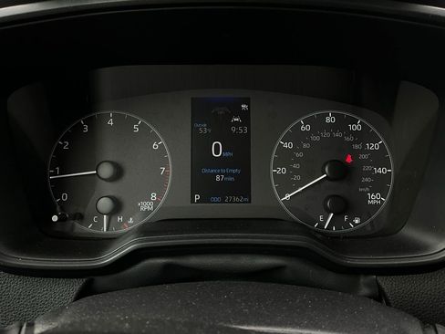 Used 2025 Toyota Corolla LE image 33