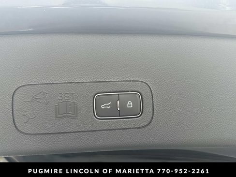 New 2026 Lincoln Aviator Black Label w/ Dynamic Handling Package AWD/4WD image 19