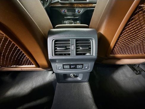 Used 2018 Audi Q5 2.0T Premium Plus w/ Premium Plus Package image 27