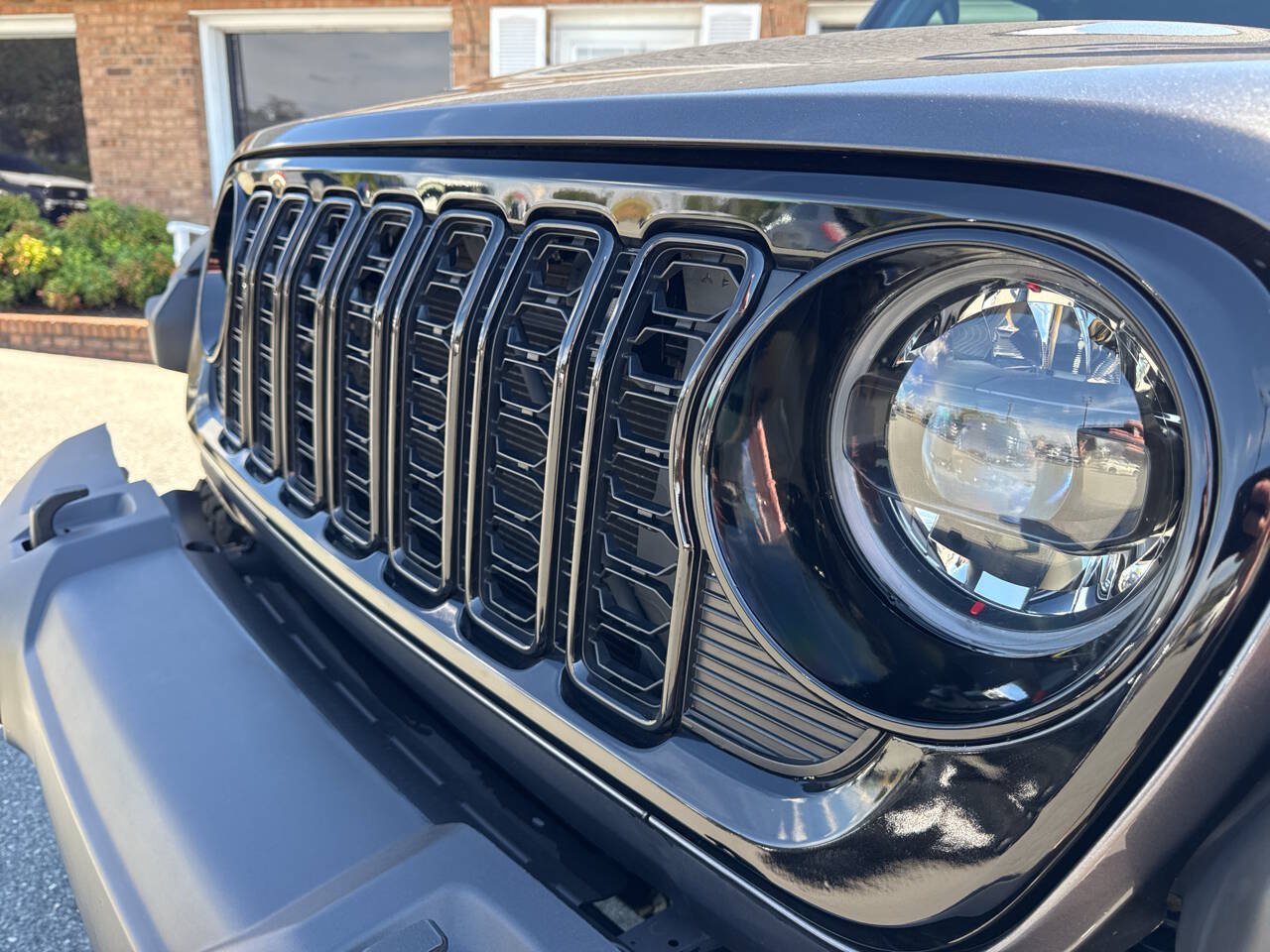 Used 2024 Jeep Wrangler Unlimited Sport AWD/4WD image 42