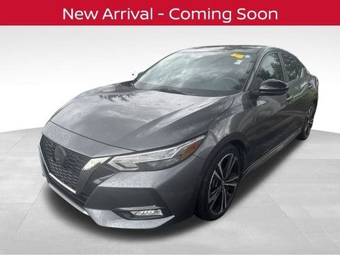 Certified 2022 Nissan Sentra SR FWD image 2