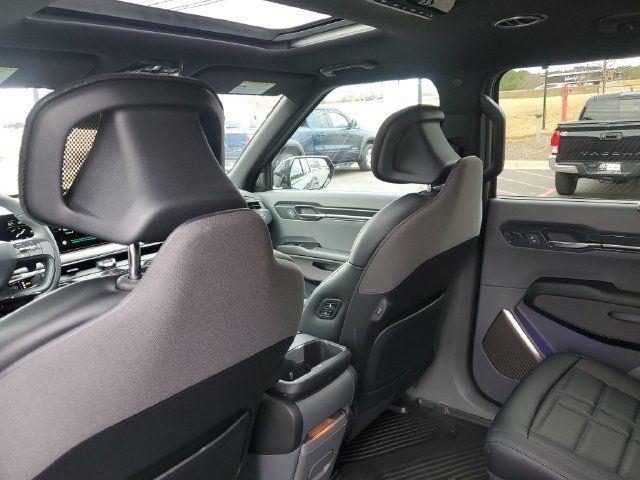 Used 2026 Kia EV9 Land w/ Nightfall Edition Package AWD/4WD image 15