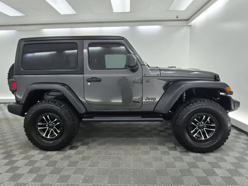 Used 2024 Jeep Wrangler Sport AWD/4WD image 8