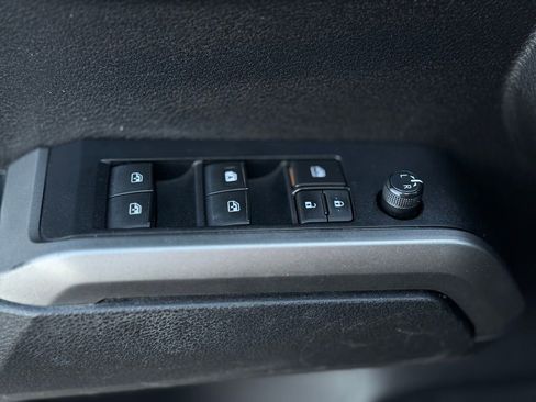 Used 2021 Toyota Tacoma SR5 image 14