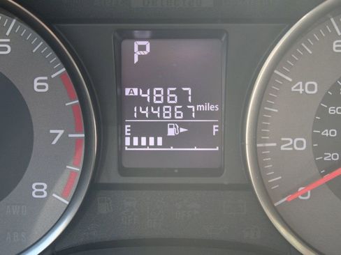 Used 2015 Subaru Forester 2.5i Premium image 11