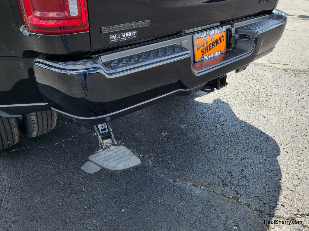 New 2026 RAM 3500 Big Horn AWD/4WD image 12