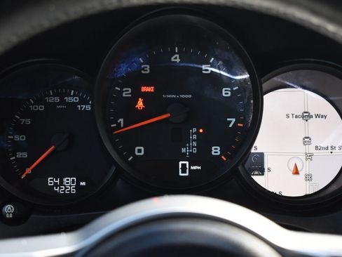 Used 2018 Porsche Macan Sport Edition image 22