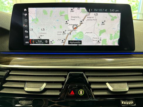 Used 2019 BMW 530i w/ Convenience Package image 41