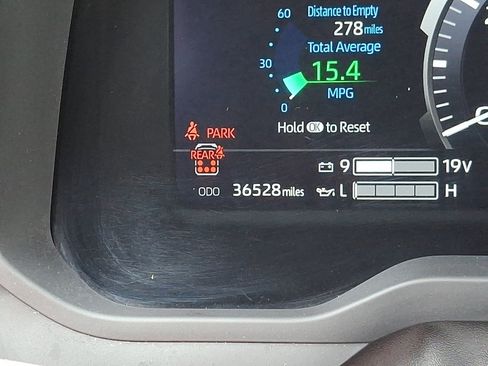 Used 2024 Toyota Sequoia Platinum AWD/4WD image 20