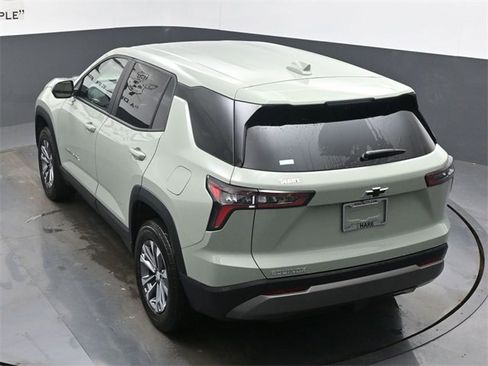 New 2026 Chevrolet Equinox LT w/ Convenience Package II image 19