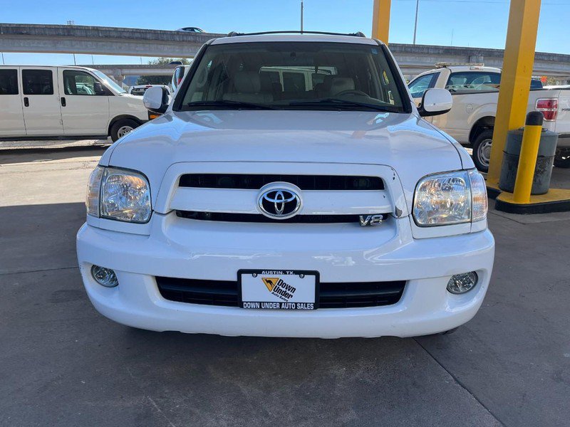 Used 2006 Toyota Sequoia SR5 RWD image 2