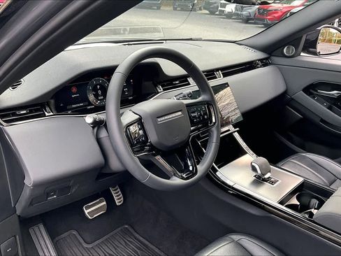 Used 2024 Land Rover Range Rover Evoque Dynamic SE AWD/4WD image 34
