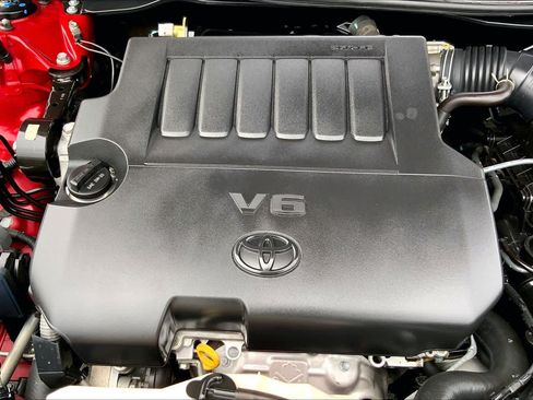 Used 2014 Toyota Camry SE w/ Moonroof Package FWD image 32