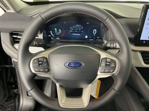 New 2026 Ford Explorer Active image 16