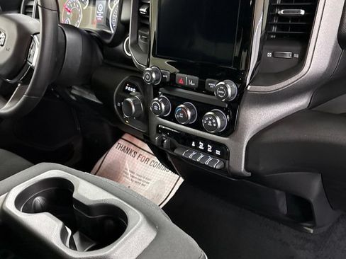 New 2026 RAM 1500 Express AWD/4WD image 23