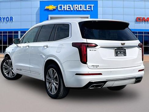 Used 2021 Cadillac XT6 Premium Luxury FWD image 4