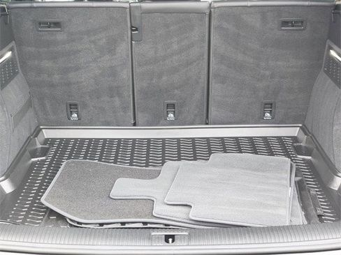 Used 2025 Audi Q5 2.0T Premium Plus w/ Premium Plus Package image 31