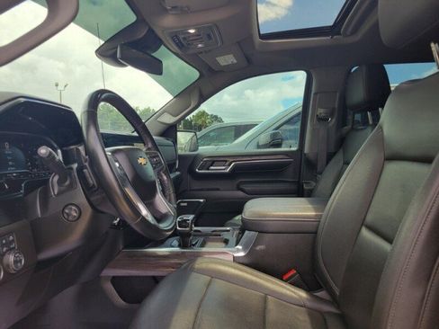 Used 2024 Chevrolet Silverado 1500 LTZ w/ LTZ Premium Package AWD/4WD image 12