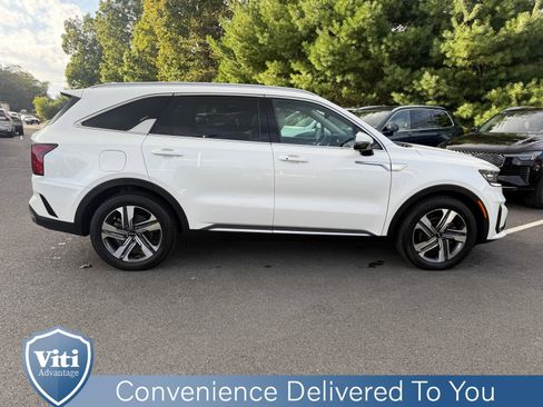 Used 2023 Kia Sorento SX Prestige image 9