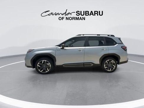 Used 2025 Subaru Forester Limited image 6