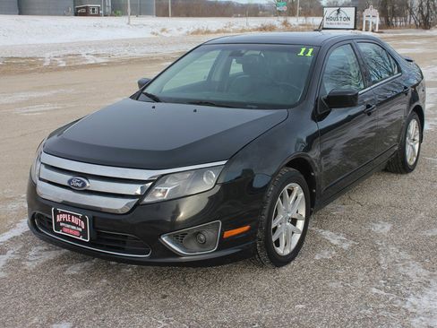 Used 2011 Ford Fusion SEL w/ 302A Rapid Spec Order Code image 2