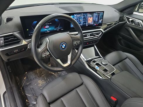 Used 2023 BMW i4 eDrive35 image 19