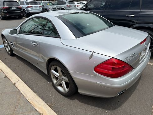 Used 2005 Mercedes-Benz SL 500 image 2