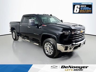 Used 2025 Chevrolet Silverado 2500 LTZ w/ LTZ Premium Package