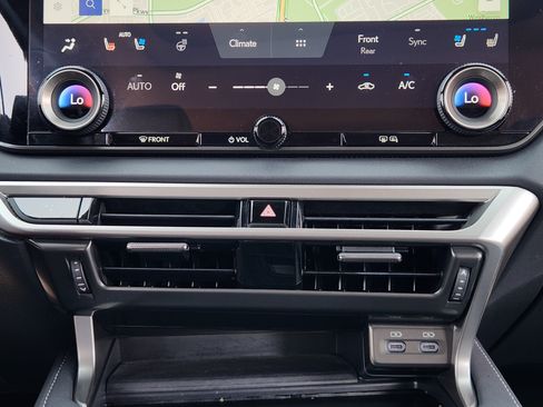 Used 2025 Lexus RX 350 Premium w/ Accessory Package (Z1) FWD image 26