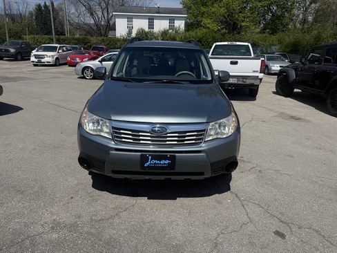 Used 2010 Subaru Forester 2.5X Premium AWD/4WD image 3